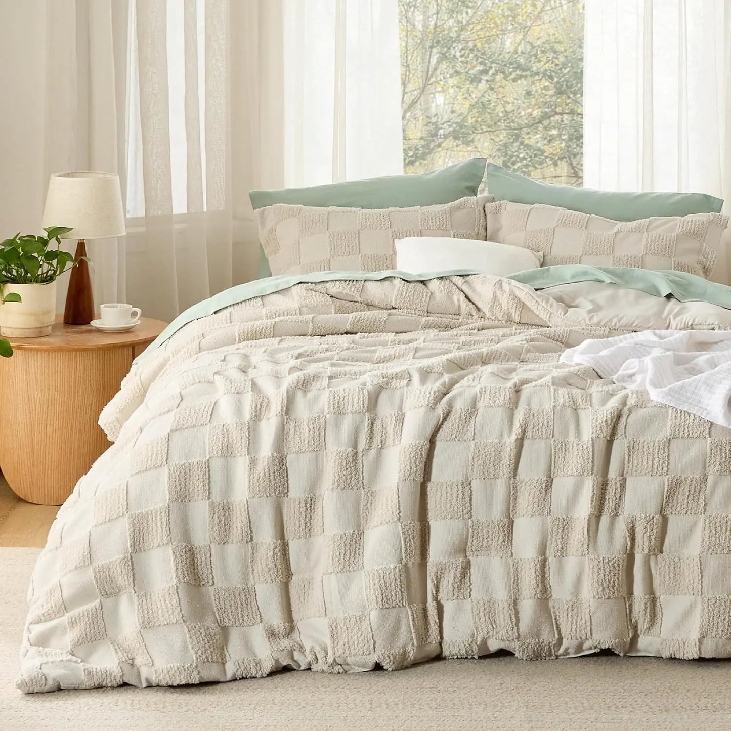 Ultra-Soft Bohemian Quilted Comforter Set – 3-Piece Breathable Bedding with 2 Matching Pillowcases