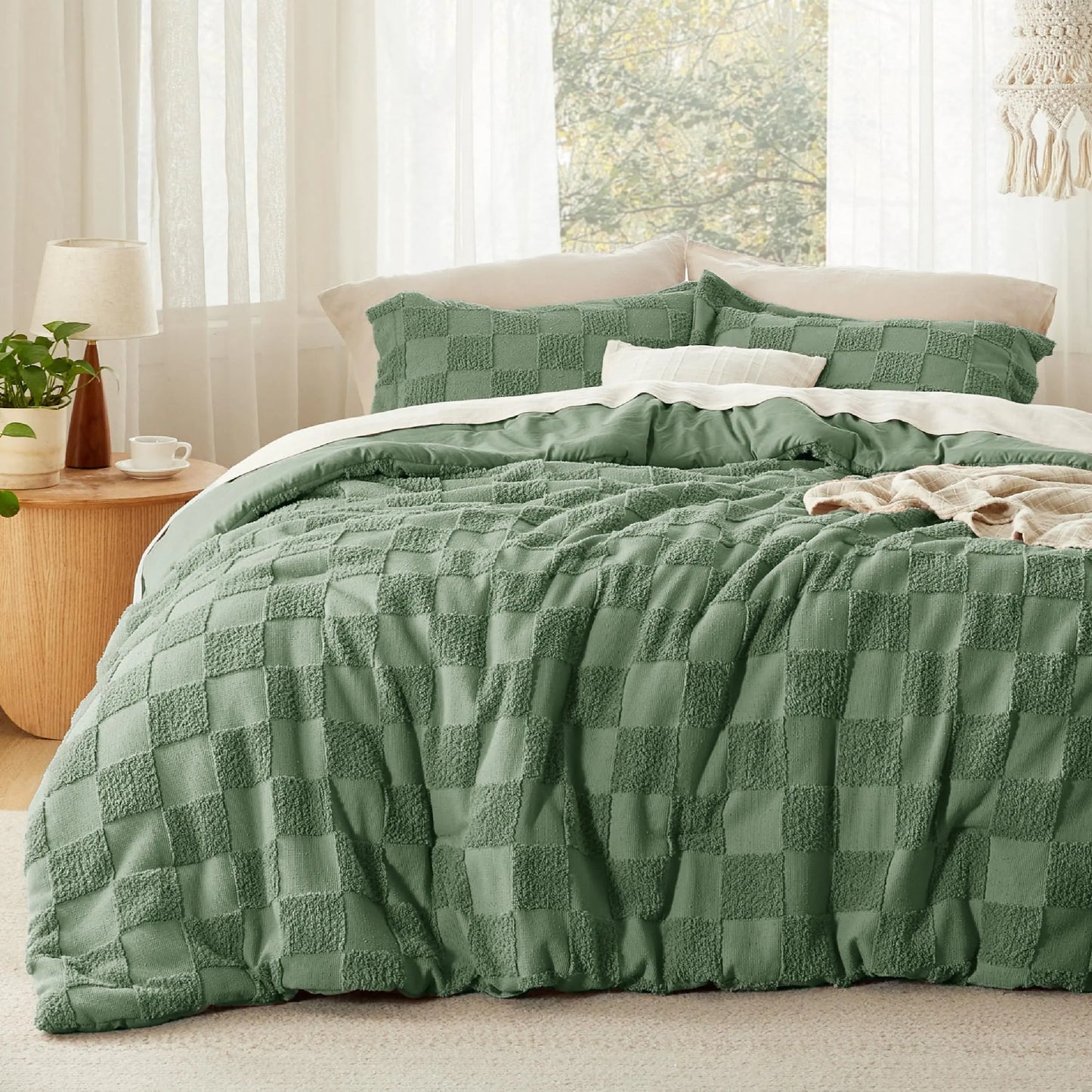 Ultra-Soft Bohemian Quilted Comforter Set – 3-Piece Breathable Bedding with 2 Matching Pillowcases