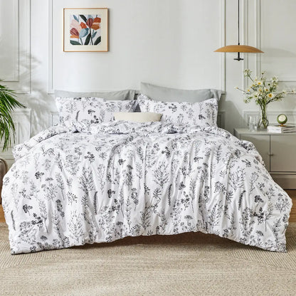 Soft Floral Reversible Comforter Set 3-Piece — Cute Botanical Flowers Bed Set with 2 Pillow Shams, Cozy Home Gift
