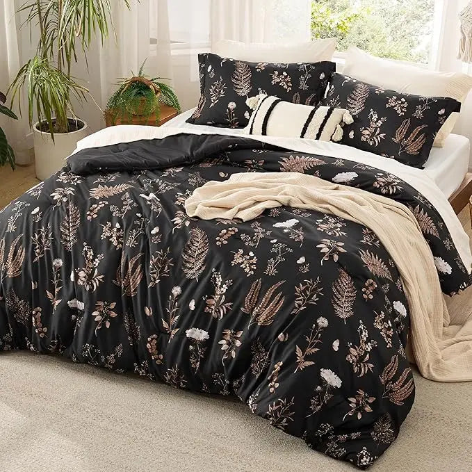 Soft Floral Reversible Comforter Set 3-Piece — Cute Botanical Flowers Bed Set with 2 Pillow Shams, Cozy Home Gift