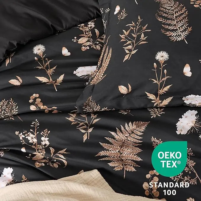 Soft Floral Reversible Comforter Set 3-Piece — Cute Botanical Flowers Bed Set with 2 Pillow Shams, Cozy Home Gift